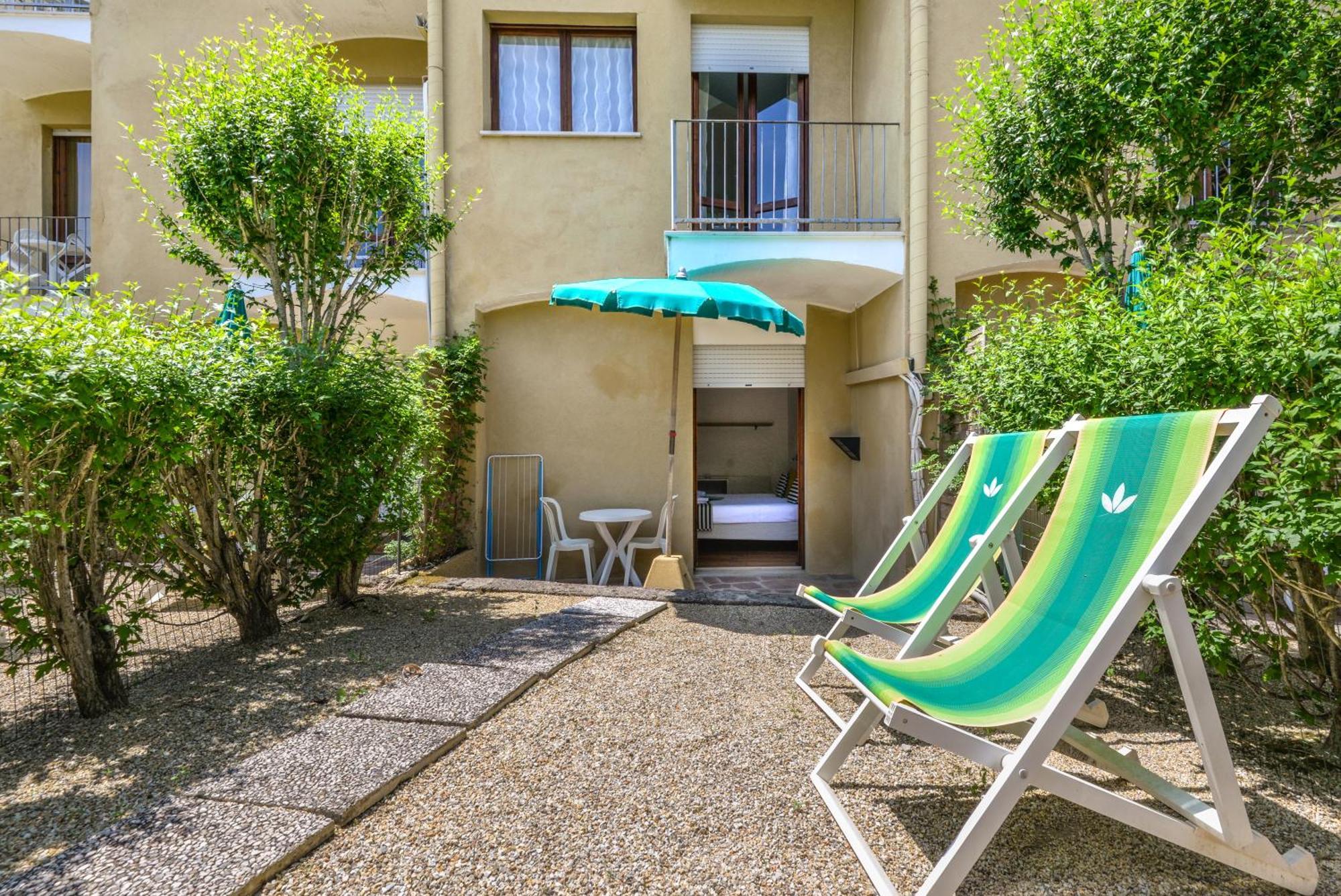 Hotel Le Acacie Capoliveri  Exterior photo