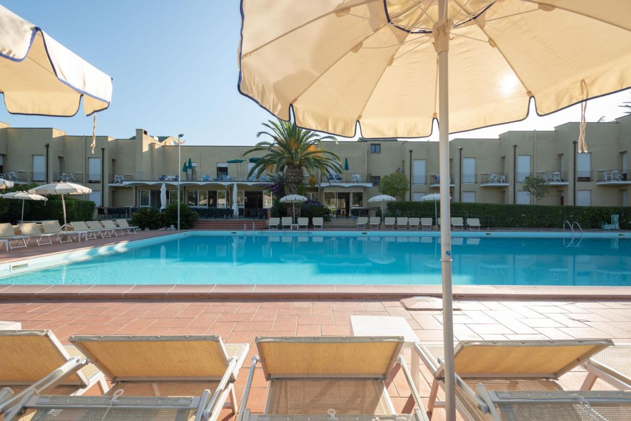 Hotel Le Acacie Capoliveri  Exterior photo
